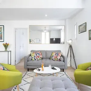 Moulin - Stunning 1 Bedroom On The Port Apartment Nice